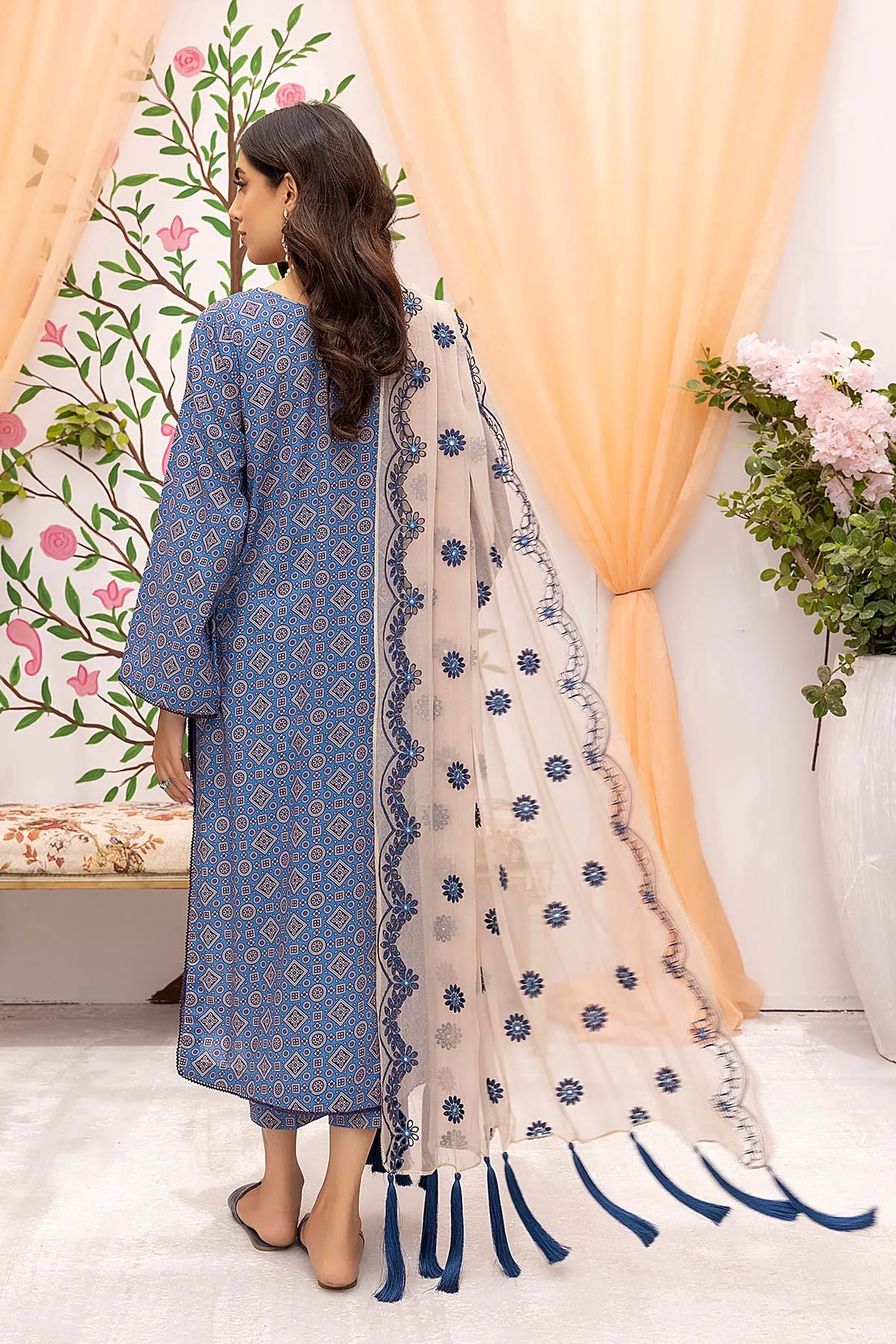 Printed lawn suits with Mirror Work Dupatta - CMC22-07.