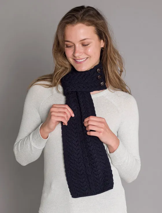 Aran Loop Scarf: Trendy and Versatile Winter Accessory