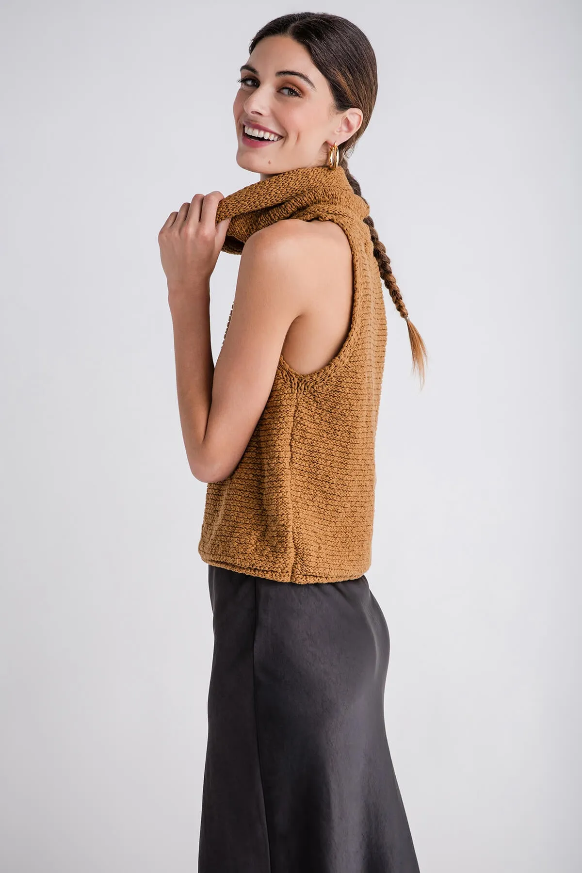 Sleeveless Mockneck Sweater - By Together.