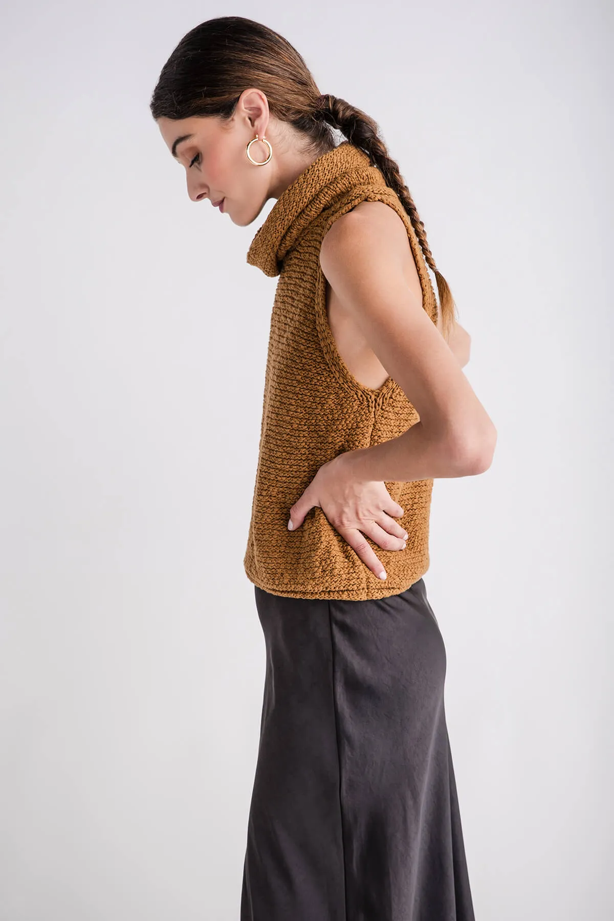 Sleeveless Mockneck Sweater - By Together.