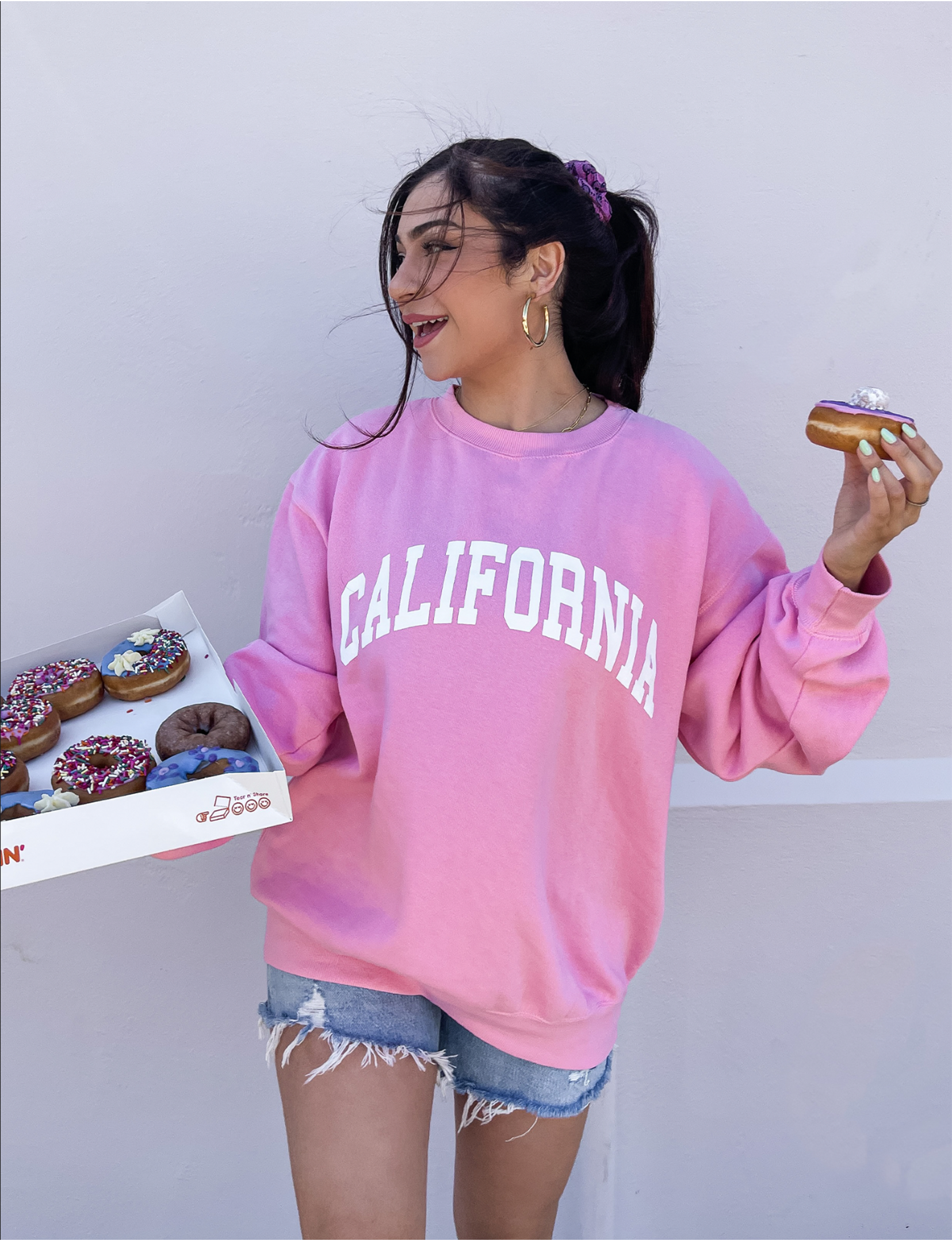 California Crewneck Sweatshirt Pink White California Crewneck Sweatshirt Pink White California Crewneck Sweatshirt Pink White Ca