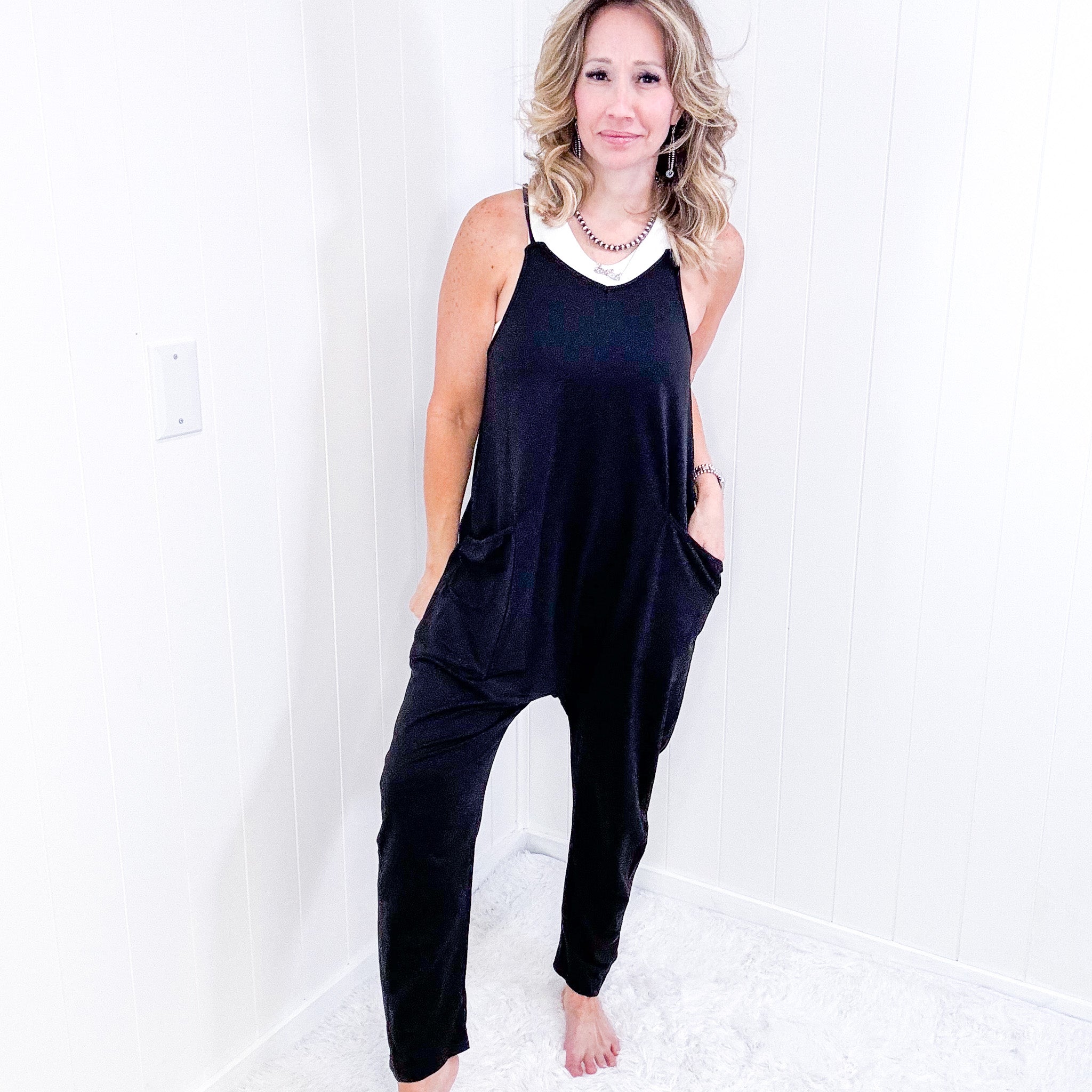 Double Take V-Neck Sleeveless Jumpsuit with Pockets: V-Neck Sleeveless Jumpsuit with Pockets - Double Take