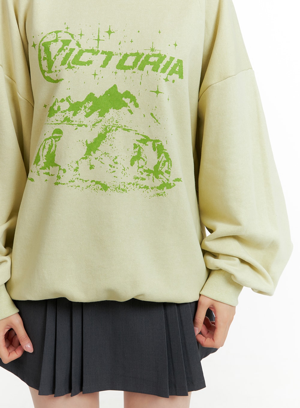 Graphic Crew Neck Sweatshirt online OF415