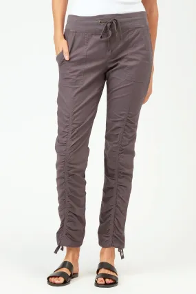 Jules Pant - stylish and comfortable women's pants for all occasions