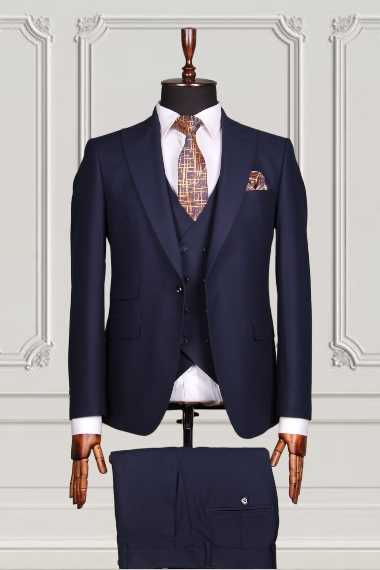 Mario Casas Suits - Best Deals & Latest Collection