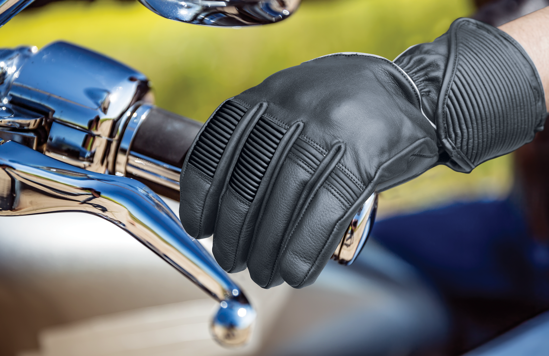 Neo Motorcycle Heated Gloves With Heat Adjustment - Google SEO Result: Adjustable Heated Gloves for Motorcyclists by Neo