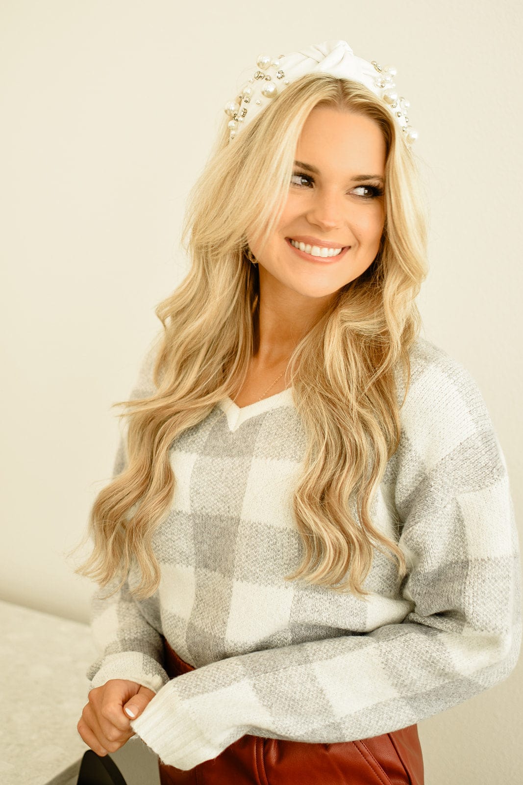 Plaid V-Neck Grey Sweater