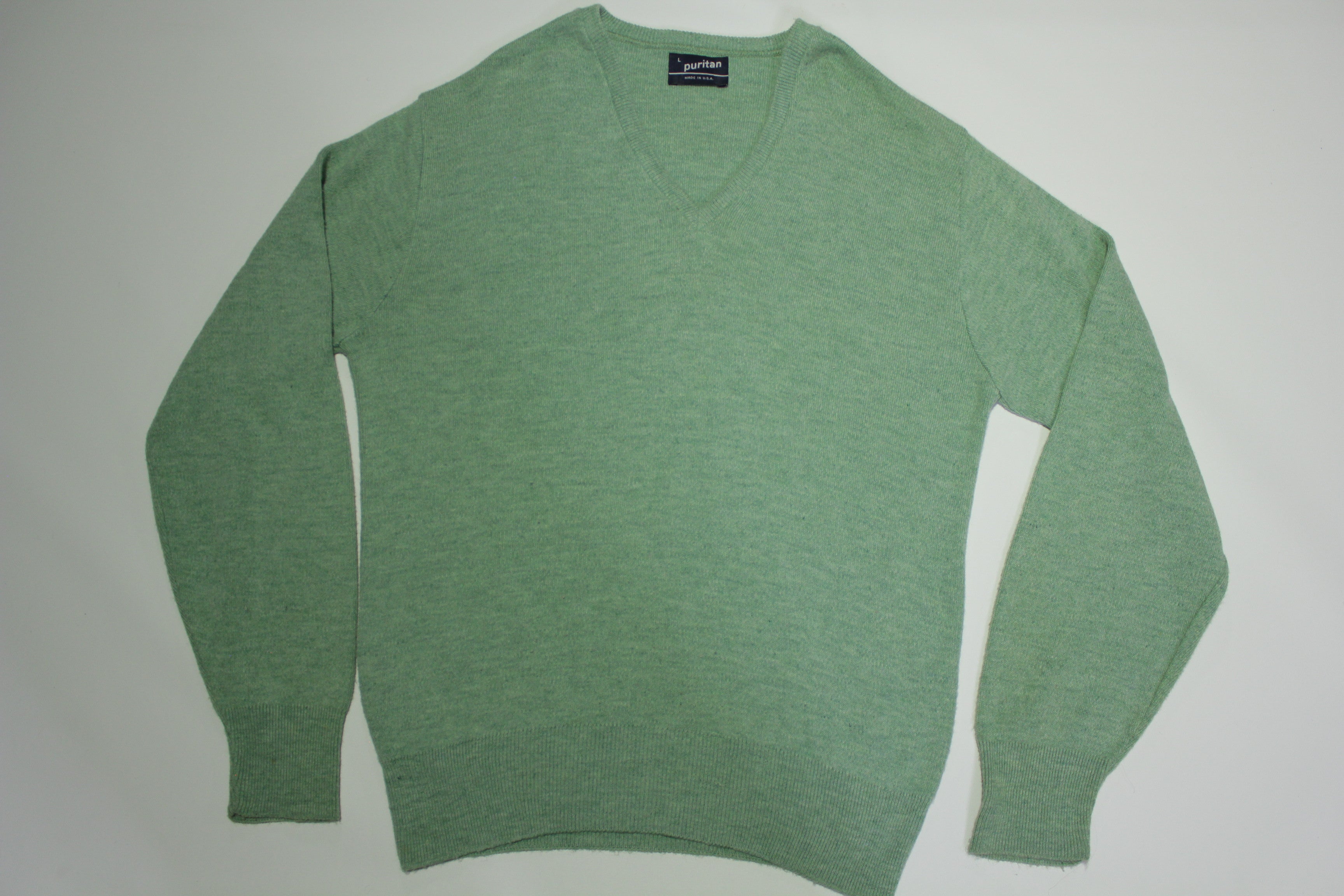 Puritan vintage 80's V-neck sweater - Made in USA.