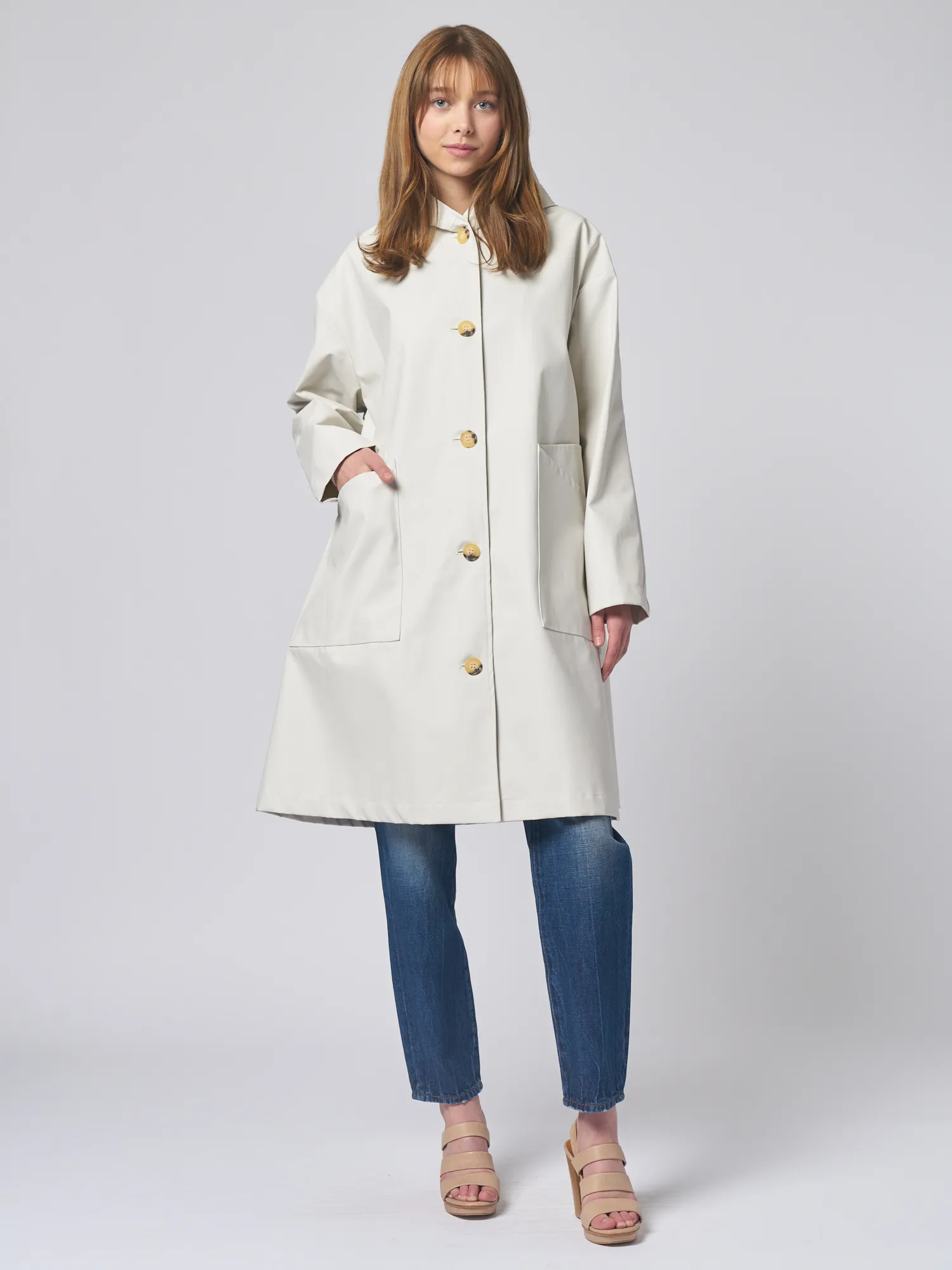 Pyla Cement Lap Coat