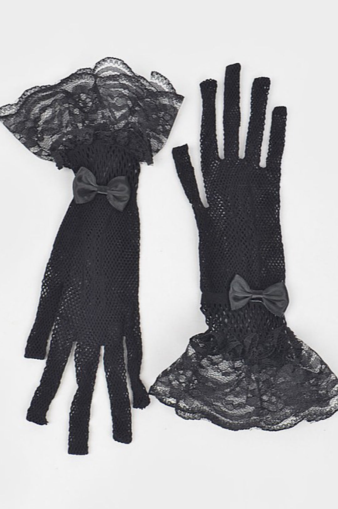 Result: Stylish Black Lace Gloves with Fishnet Pattern