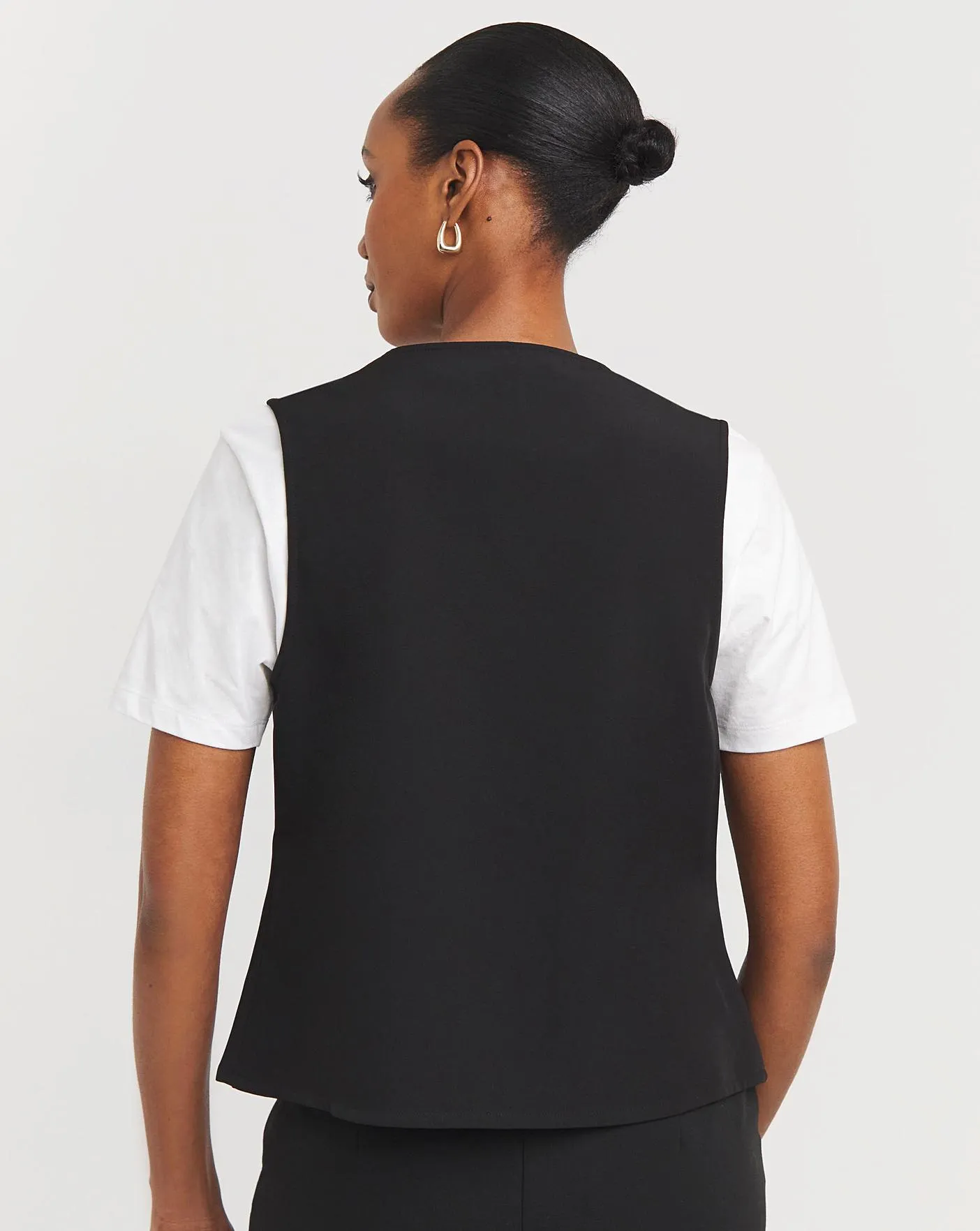 Sleeveless Button Up Vest