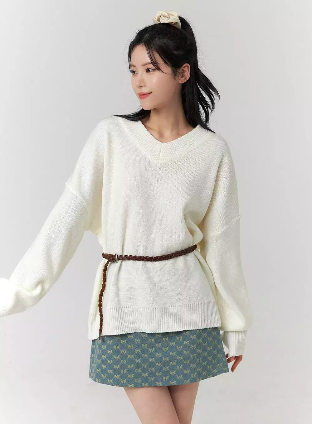 V-Neck Long Sleeve Sweater - OJ419