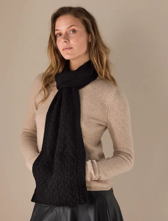 Women's Knit Loop Scarf