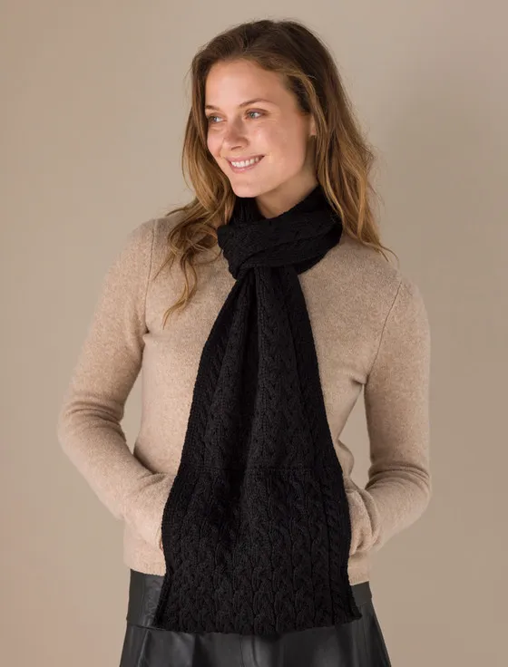 Women's Knit Loop Scarf